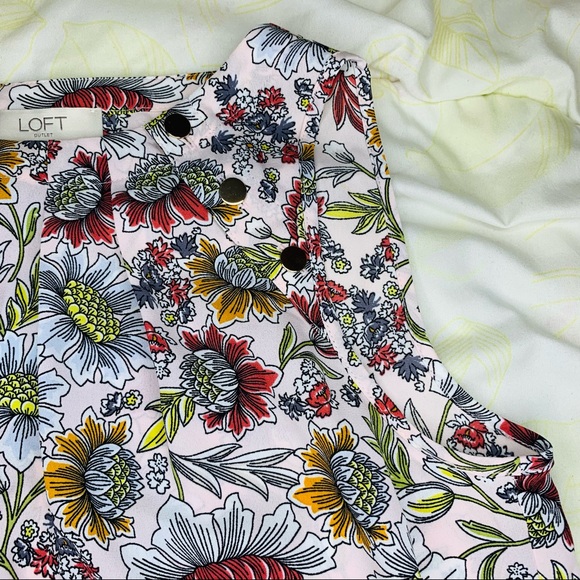 Loft Floral Sleeveless Top Size: XSP New With Tag - Picture 3 of 5